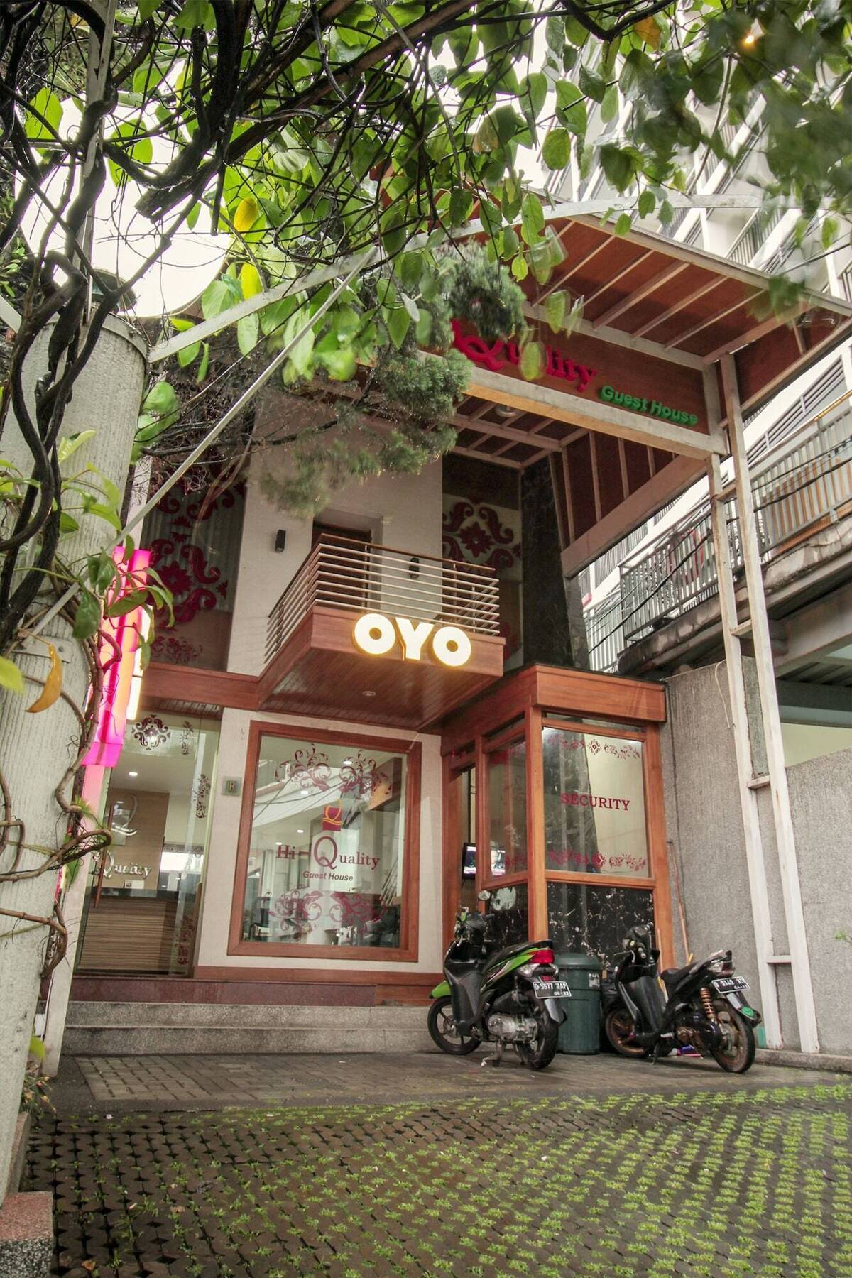 Hotel OYO 229 hi quality Bandung Esterno foto