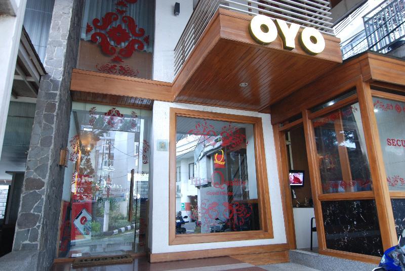 Hotel OYO 229 hi quality Bandung Esterno foto